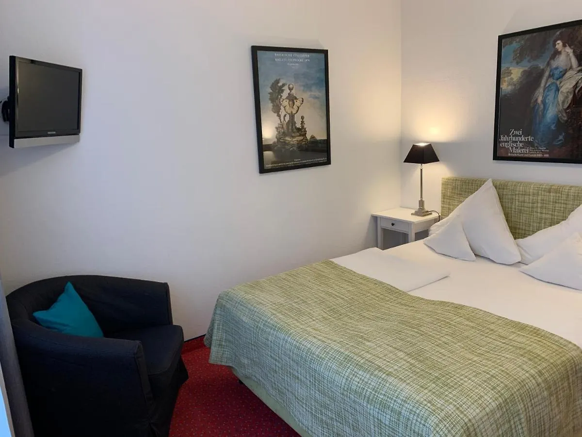 ***  Hotel Nymphenburg City - Muenchen Alemanha