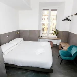 ottaviano-smart-rooms.it-romehotels.com/