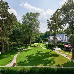 https://hotel-rothof-bogenhausen.com-bavaria.com